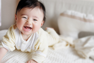ベビースキンケア～赤ちゃん肌の特徴と、ベビー向け洗浄・保湿・UVケアOEM開発のポイント